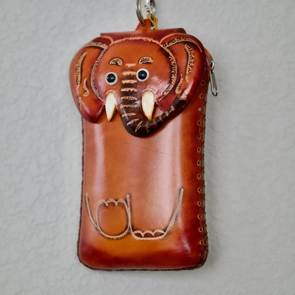 Hand Crafted Carved Leather Elephant Phone Wristlet Wallet with Strap NWOT - Picture 7 of 7